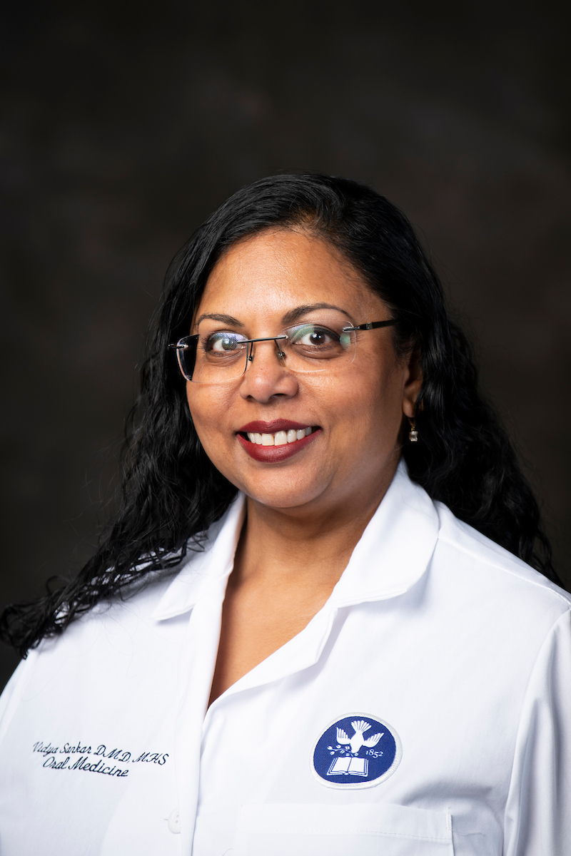 Headshot Dr. Vidya Sankar